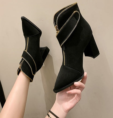 New Fashion Pointed Metal Buckle Front Zipper Simple Coarse Heel Short Boots CODE: KAR1809