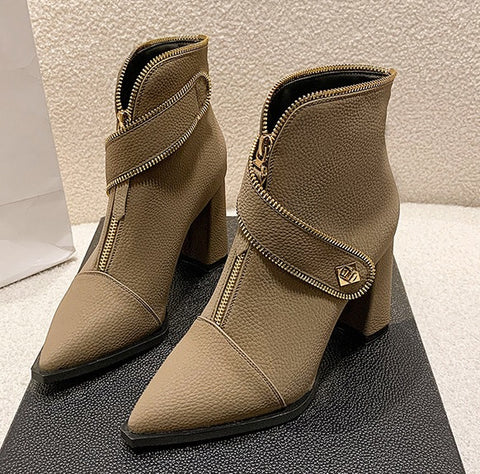 New Fashion Pointed Metal Buckle Front Zipper Simple Coarse Heel Short Boots CODE: KAR1809