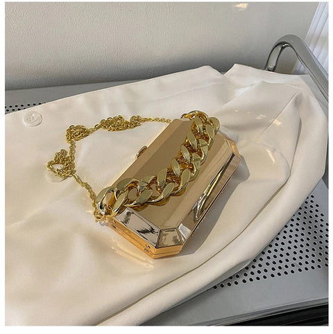 New High Quality Shoulder Luxury Crossbody Box Bag CODE: KAR1821