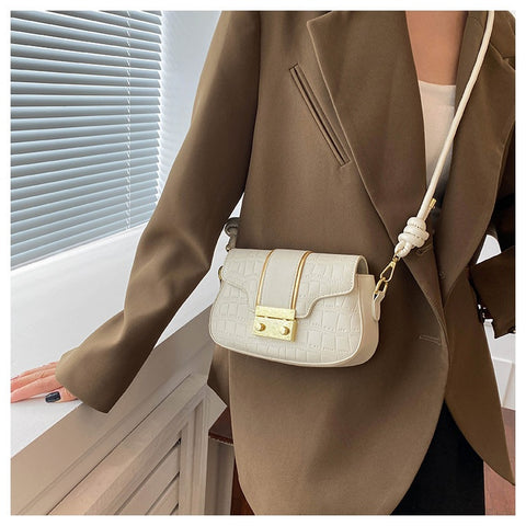 New Luxury Designer With Lock Crossbody Bag CODE: KAR1863