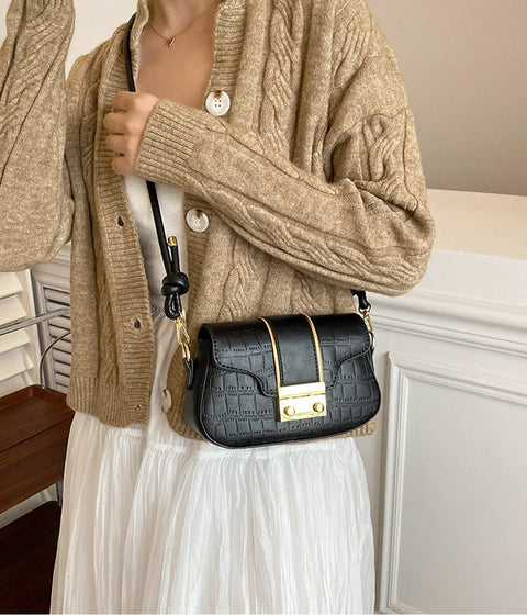 New Luxury Designer With Lock Crossbody Bag CODE: KAR1863