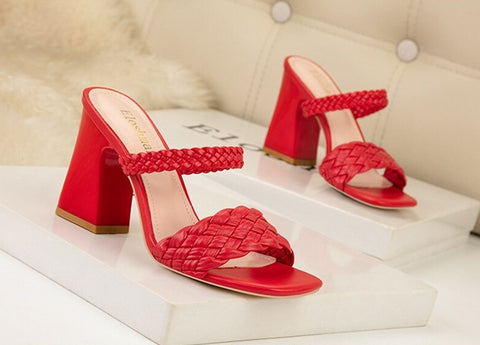 Summer Casual Fashion Weave  Square Toe Thick Heel CODE: KAR1908