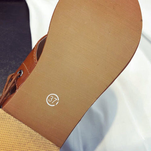 Explosive style flat flip flops Roman sandals CODE: KAR993