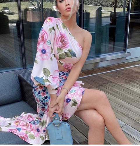 One Shoulder Floral Print Ruffles Lantern Sleeve Sexy Crop Top and Skirt Beach 2-Piece Set CODE: KAR1149
