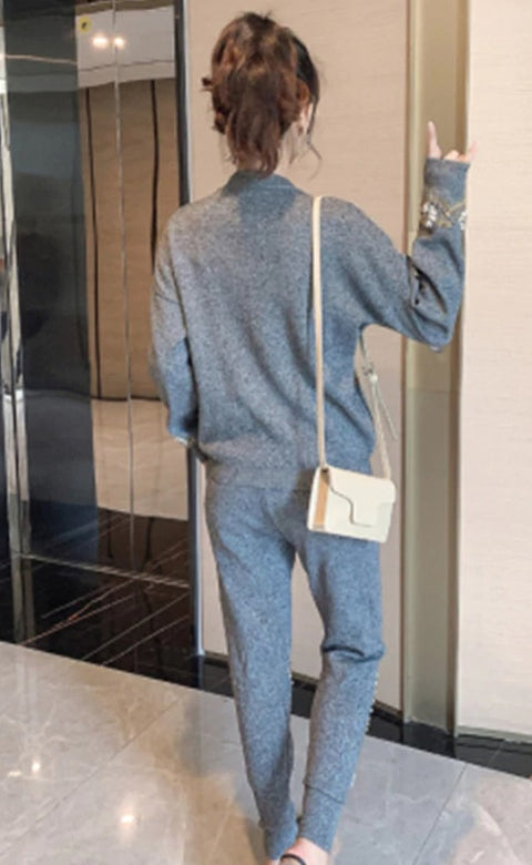 2 Piece Set Women Beading Embroidery Knitted Sets Sweater CODE: KAR541