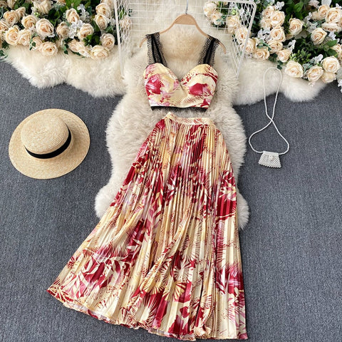 Short Lace Suspender Sexy Vest Top + High Waist Pleated Skirt Suit CODE: KAR900