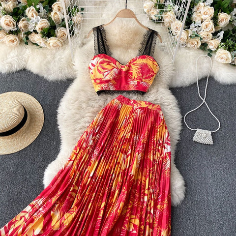 Short Lace Suspender Sexy Vest Top + High Waist Pleated Skirt Suit CODE: KAR900