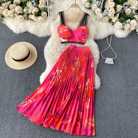 Short Lace Suspender Sexy Vest Top + High Waist Pleated Skirt Suit CODE: KAR900