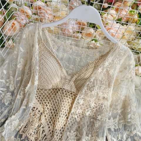 Top + lace blouse +high waist Wide leg shorts three Piece Sets CODE: KAR907