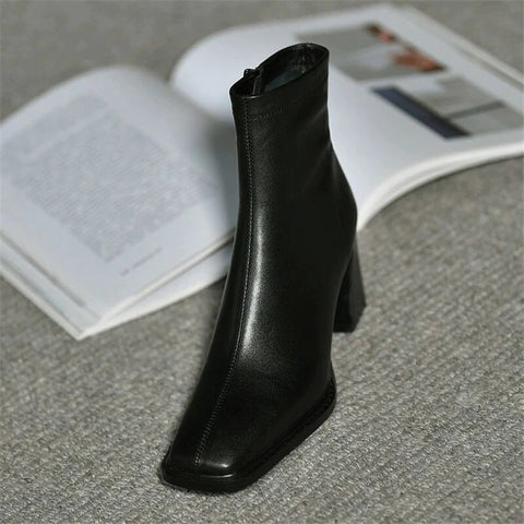 New Collection  Round Toe Winter To Keep Warm High Ankle Zipper Leather Motorcycle Boots CODE: KAR1279
