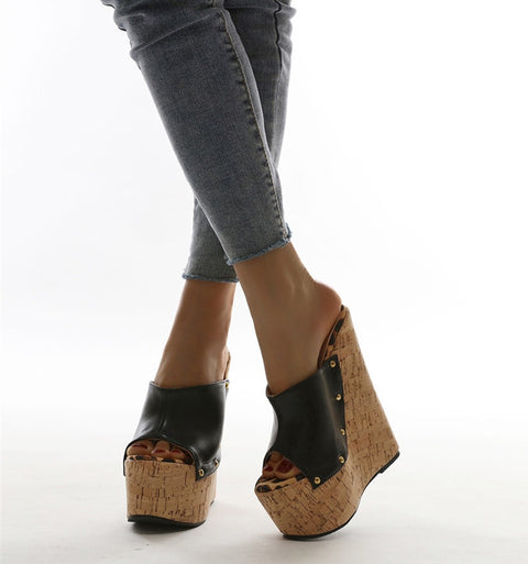 Newest Fashion Rivet Design Peep Toe Platform Wedge Black Sexy Super High Sandal CODE: KAR1532