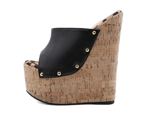 Newest Fashion Rivet Design Peep Toe Platform Wedge Black Sexy Super High Sandal CODE: KAR1532