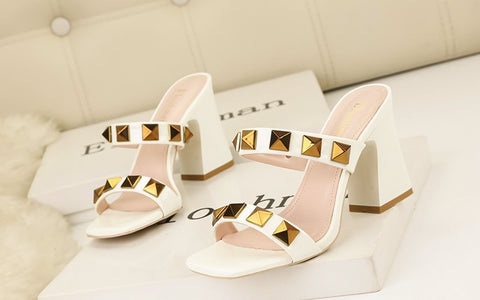 sexy banquet high, square toe, open-toe studs, flat band block heel CODE: KAR1909