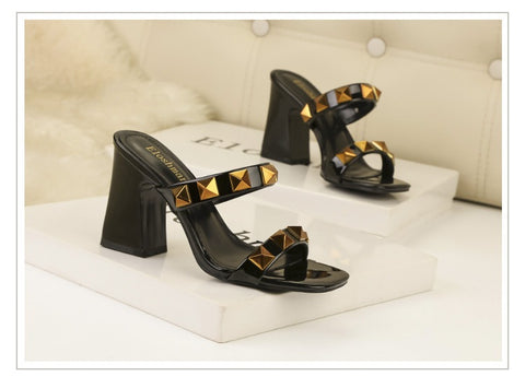 sexy banquet high, square toe, open-toe studs, flat band block heel CODE: KAR1909