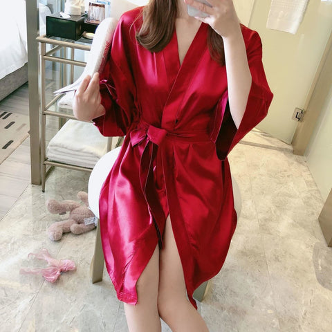 Short-sleeved thin sexy nightgown bathrobe CODE: KAR911