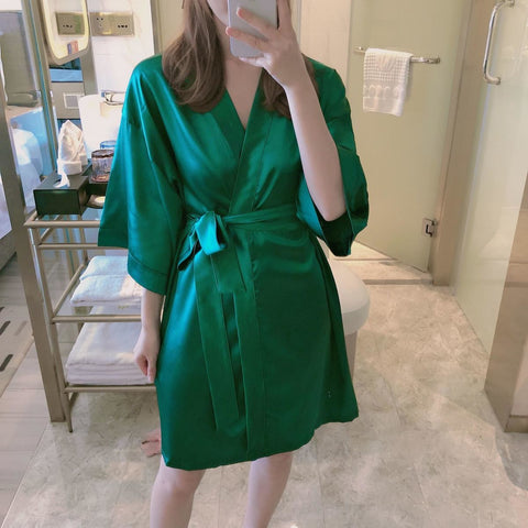 Short-sleeved thin sexy nightgown bathrobe CODE: KAR911