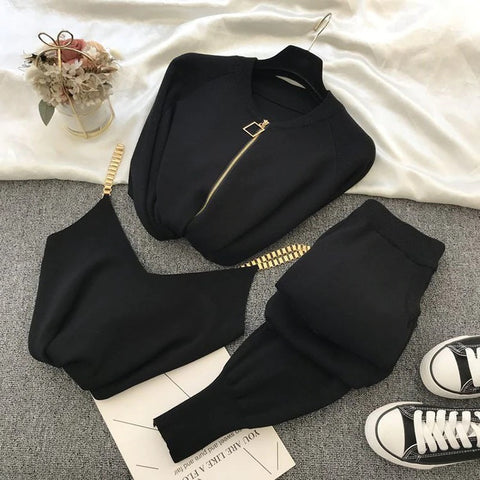 Sweater Vest Coat + Elastic Pants Three Piece Sets CODE: KAR798