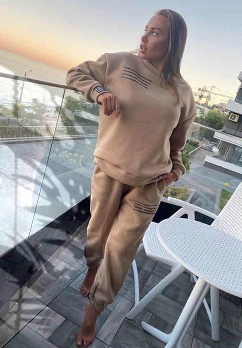 Sweater and pants casual sports winter suit two piece CODE: KAR808