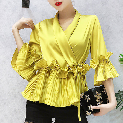 V word pleated chiffon top CODE: mon1235