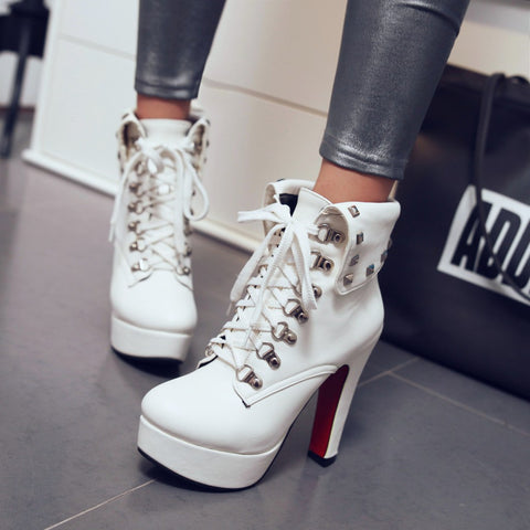 Super rivets Martin boots CODE: mon1756