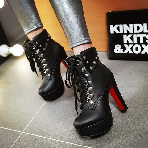Super rivets Martin boots CODE: mon1756